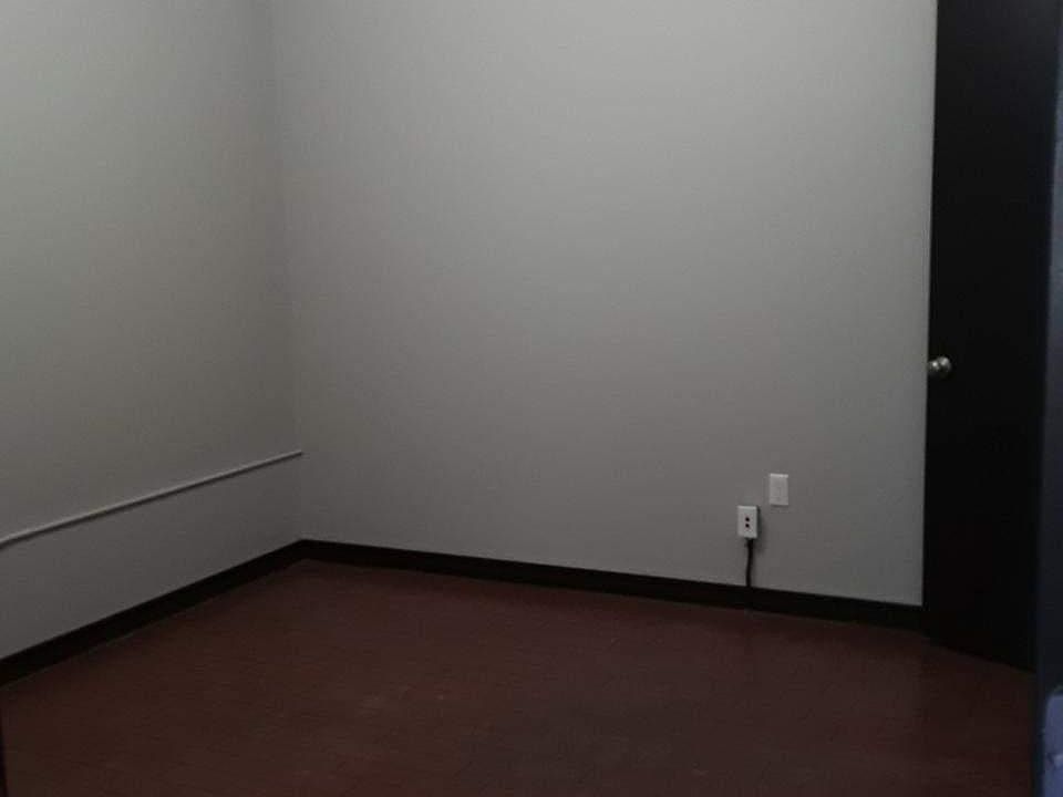 1st image of 550 Seneca St Ofc #