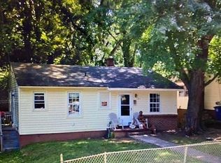 1640 NE 22nd St, Winston Salem, NC 27105
