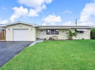 1541 NW 79th Ave, Pembroke Pines, FL 33024