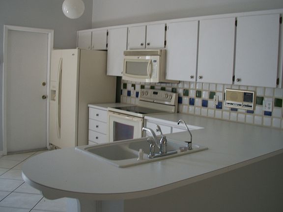 Kitchen Snack Bar