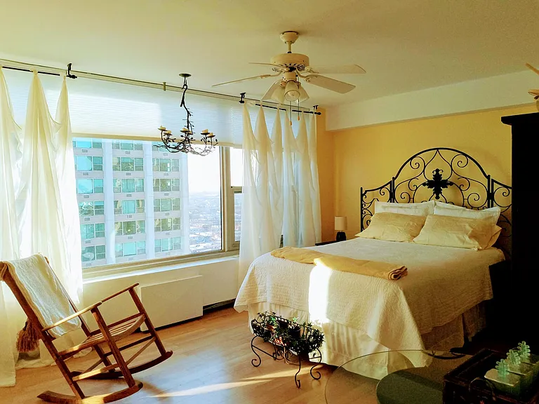 3600 N Lake Shore Dr #2219 — Photo 22