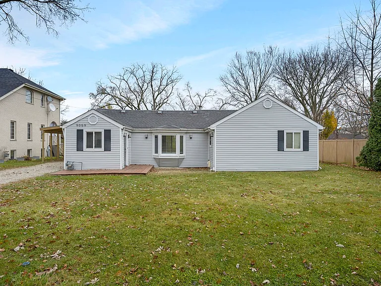 9059 Oneill Dr — Photo 1