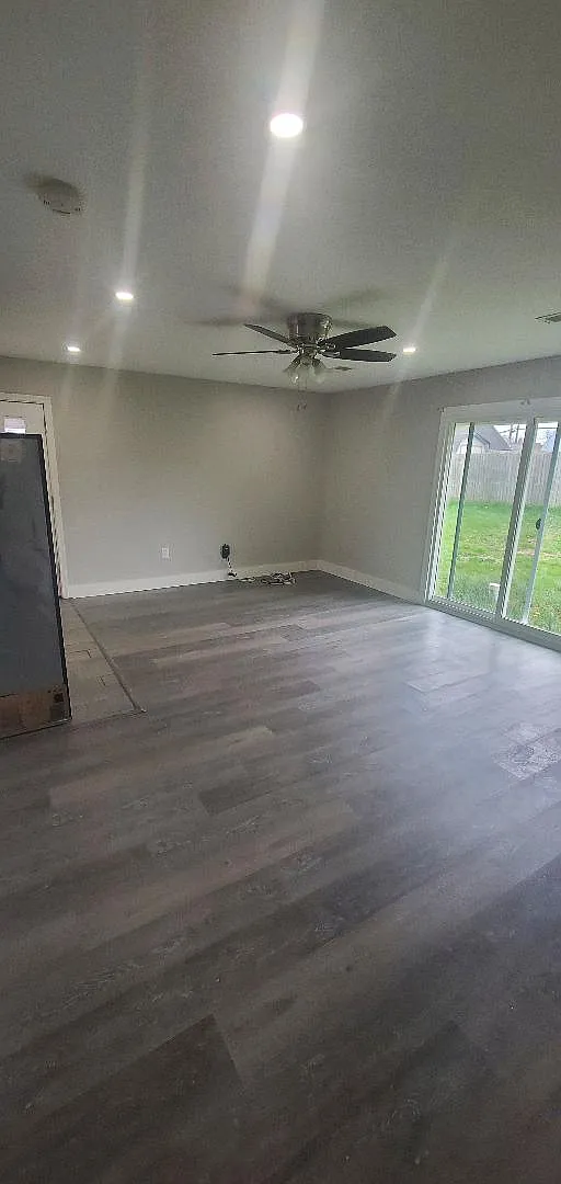 Living room - 84 Whitewood Dr