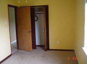 5th image of 650 Dwight Ave SE