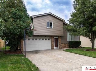 13437 Josephine St, Omaha, NE 68138