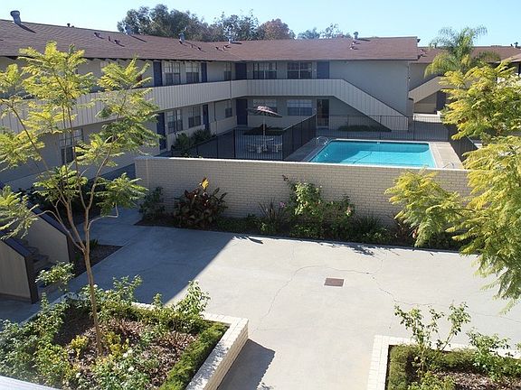 4th image of 6520 Beadnell Way APT 2V