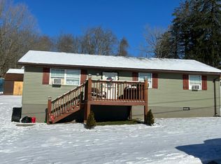402 Hartzell St, Rivesville, WV 26588