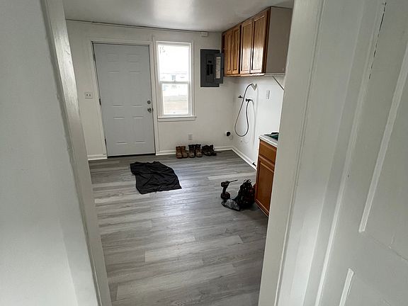 4th image of 23 Channing Pl #23