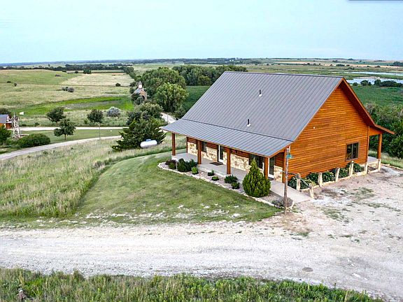 3rd image of 250 Xavier Rd