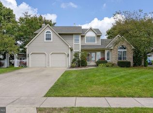 5 Brighton Pl, Cinnaminson, NJ 08077