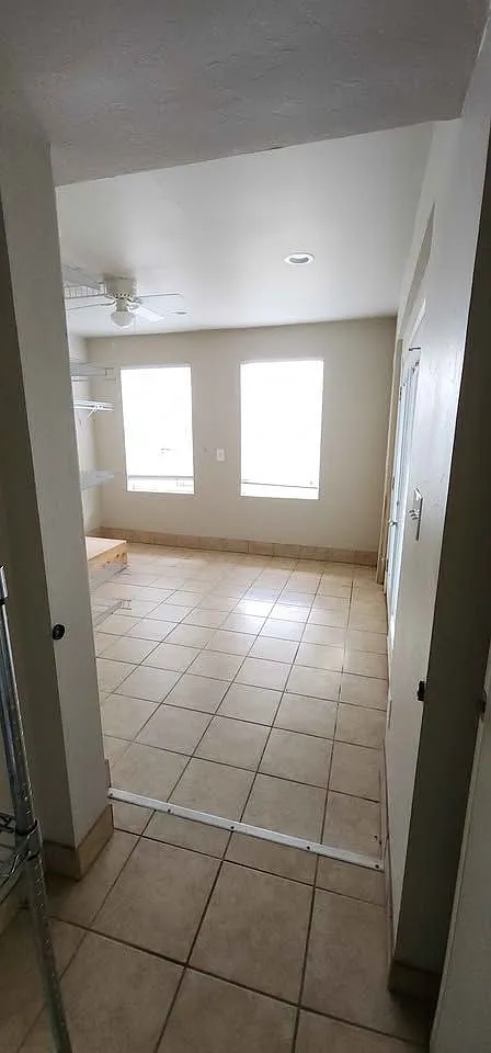 4 bed, 3.0 bath, $2,000 — Photo 3