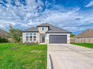 9715 Highland Pointe Dr, Needville, TX 77461