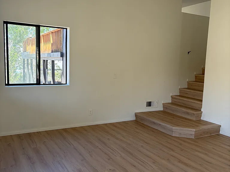 67 Bir Rd #A — Photo 15
