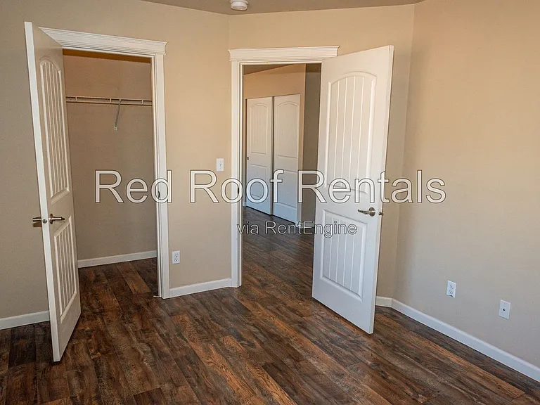 1441 Farina Loop SE — Photo 29