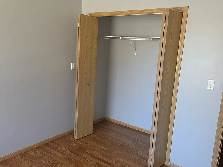 9304 S Paxton Ave #2 — Photo 9