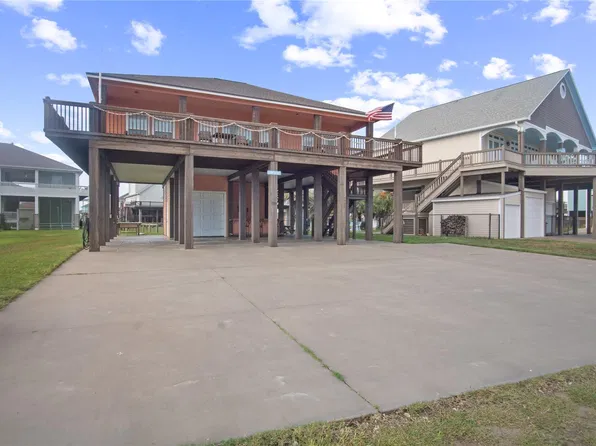 2691 Gillespie, Crystal Beach, TX 77650