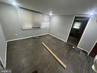 4th image of 1478 Keener Rd