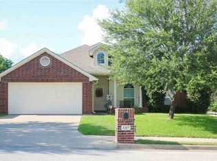 3217 Oakleigh St, Longview, TX 75605