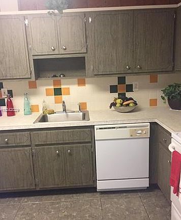 2nd image of 1470 NE 125th Ter APT 602