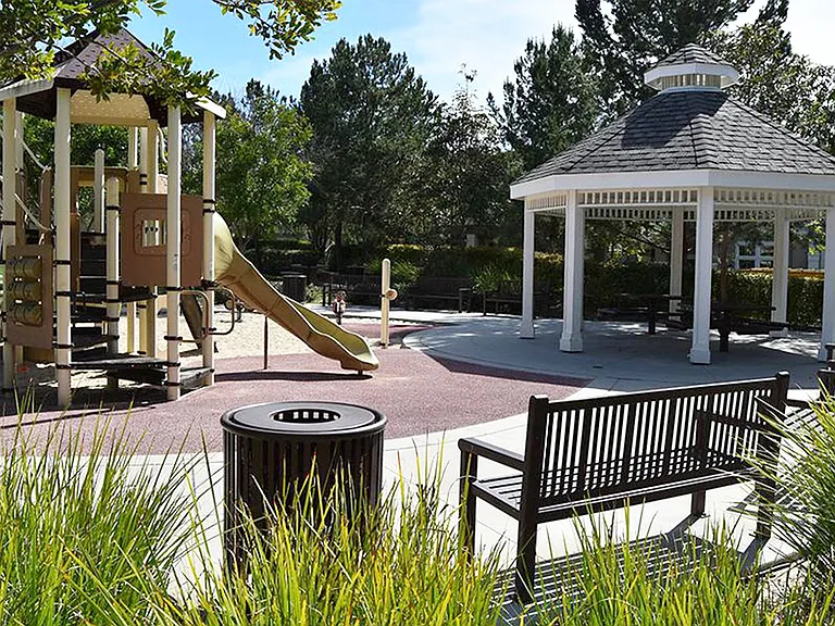 Located close to a park, perfect for picnics and recreational activities!