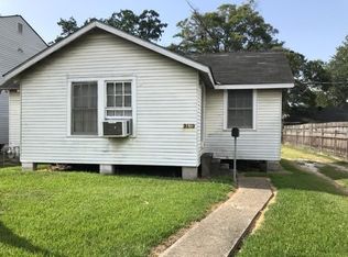 3413 W Metairie Ave N, Metairie, LA 70001