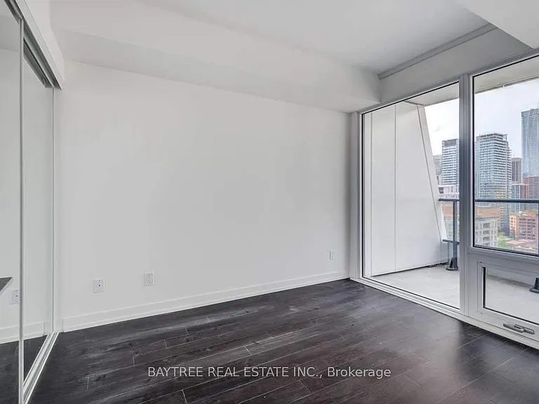 85 Wood St #2710 — Photo 5