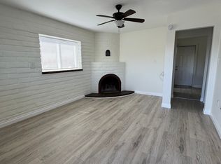 907 E Mission Rd #A, Fallbrook, CA 92028