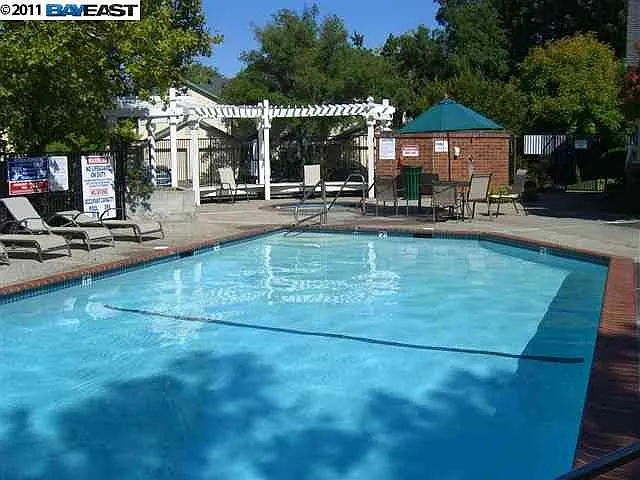 301 Warmcastle Ct — Photo 12