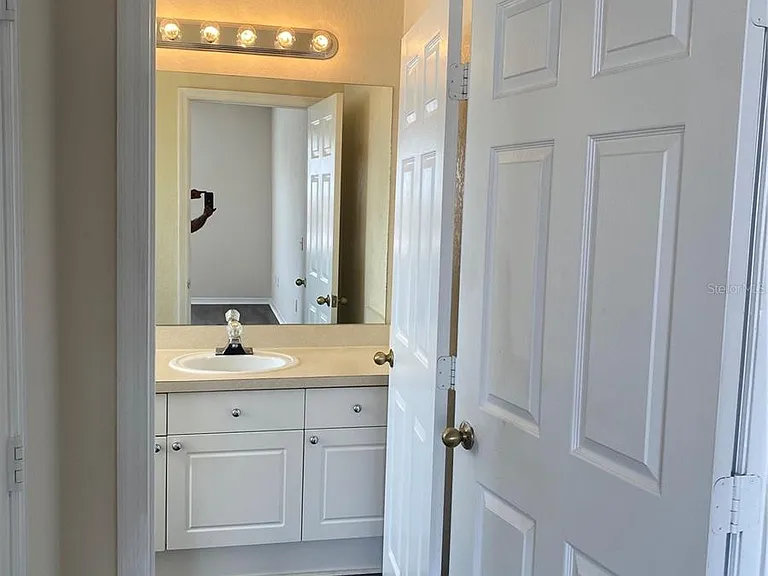 18001 Richmond Place Dr #222 — Photo 10
