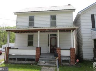 808 Long Run Rd, Mill Hall, PA 17751