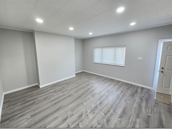 2nd image of 247 Maryland Ave