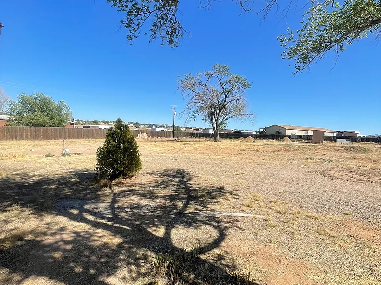 2415 W Road 4 N — Photo 6