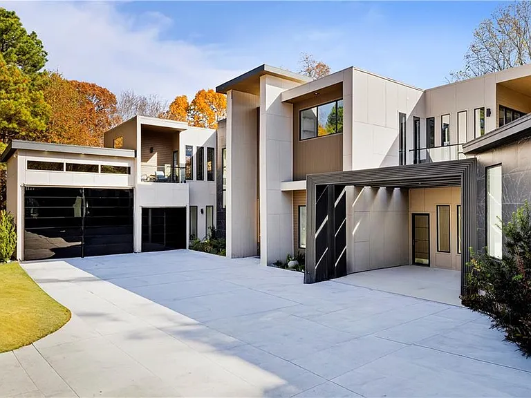 3600 Lower Roswell Rd — Photo 10