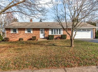 3611 Village Rd, Dover, PA 17315