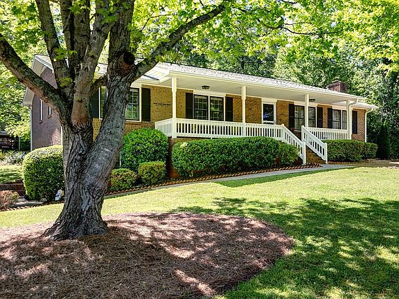 2nd image of 4069 Omra Dr NE