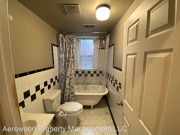 5th image of 610 N Logan St APT 12