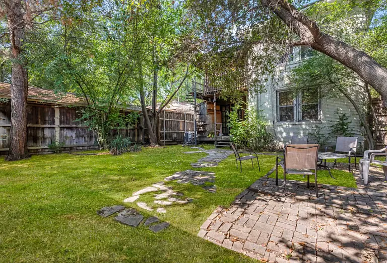 4303 Vandelia St — Photo 28