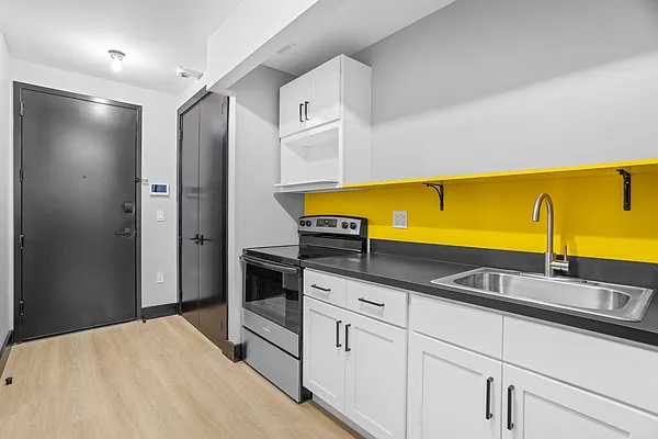 Rented by Reavis | media 38
