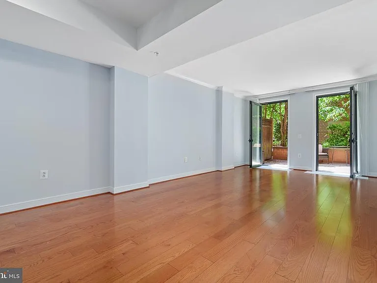 631 D St NW #245 — Photo 6