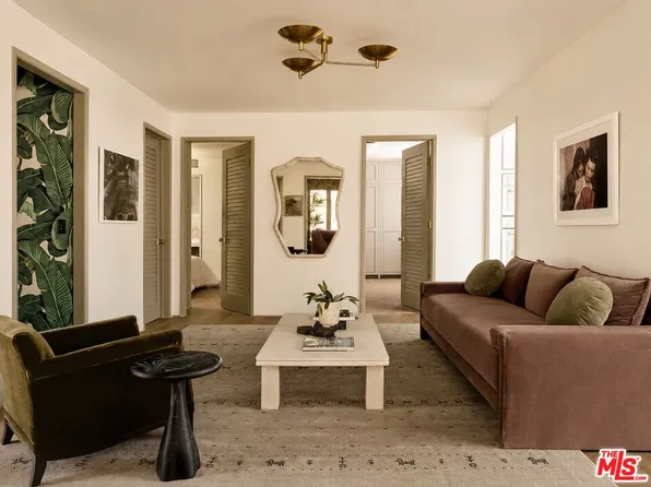 2633 Mandeville Canyon Rd, Los Angeles, CA 90049