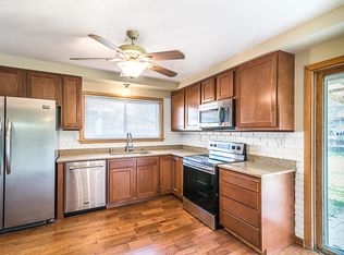 5318 Middleton Dr, Greendale, WI 53129