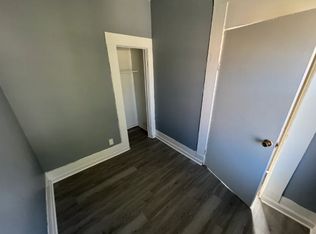 422 E Bowman St, South Bend, IN 46613