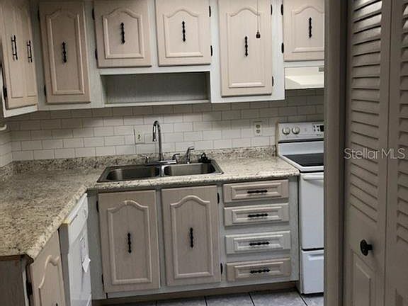 3rd image of 333 Lake Howard Dr NW APT 212C