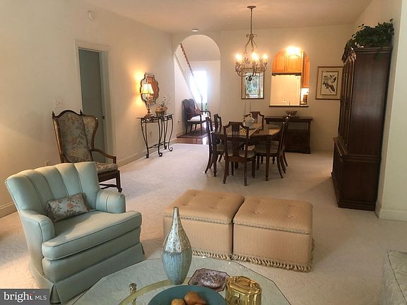4th image of 18713 Dover Dr