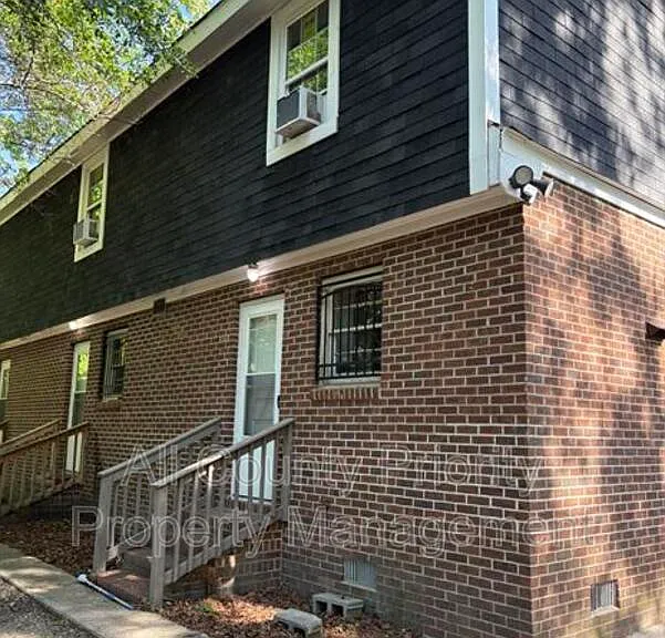 1706 Carolina St E #A — Photo 15
