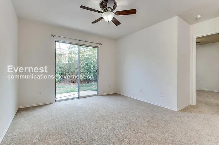 5636 Liberton Ln — Photo 11