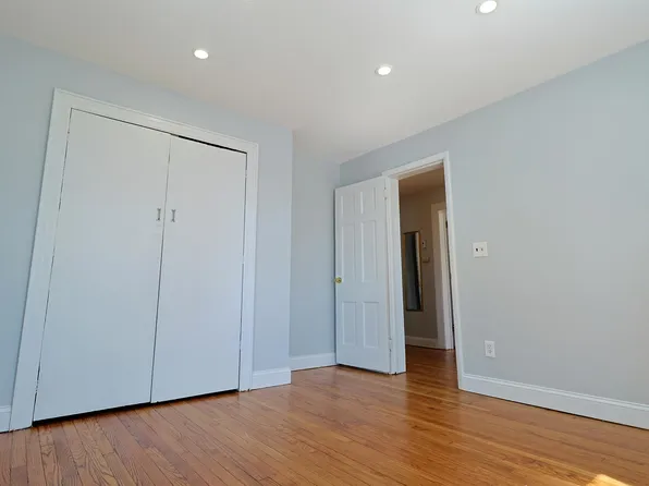 1014 Ponsi Street image 7 of 17