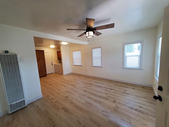 4th image of 4661 32nd St