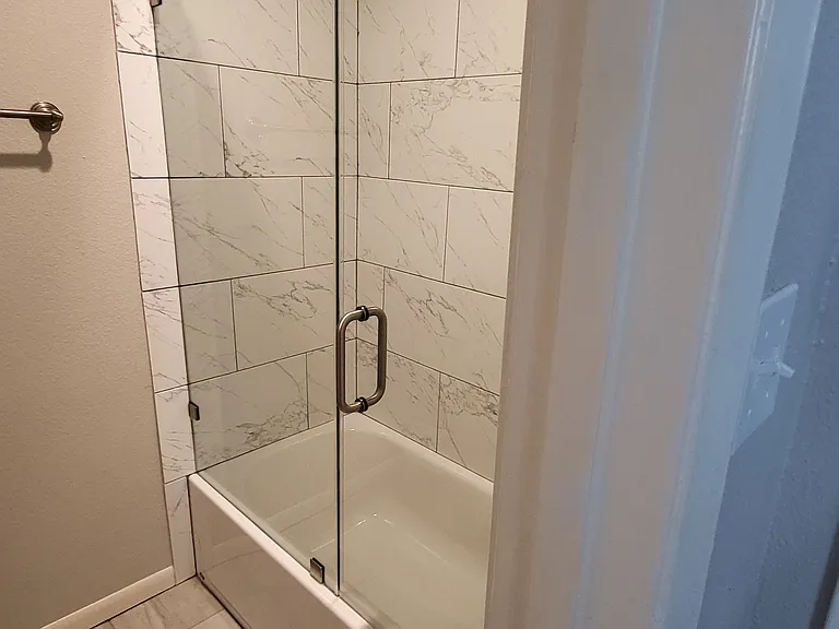 4112 McDuffie St — Photo 1