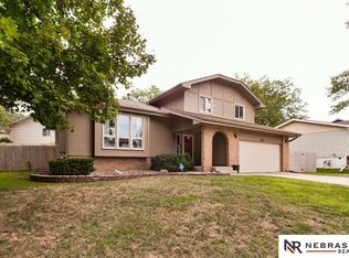 2733 N 131st Cir, Omaha, NE 68164